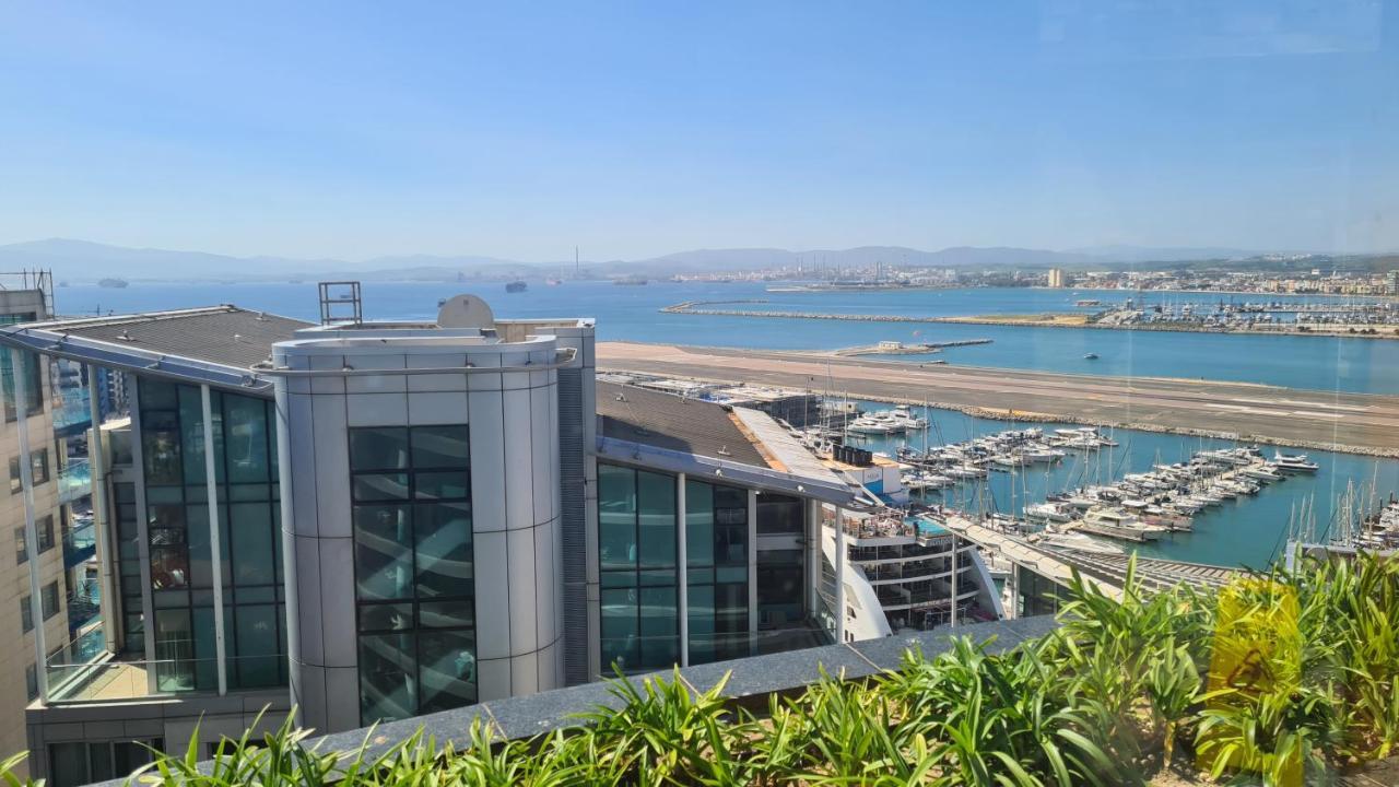 Ocean Spa Plaza Resort Apartment Гибралтар Екстериор снимка