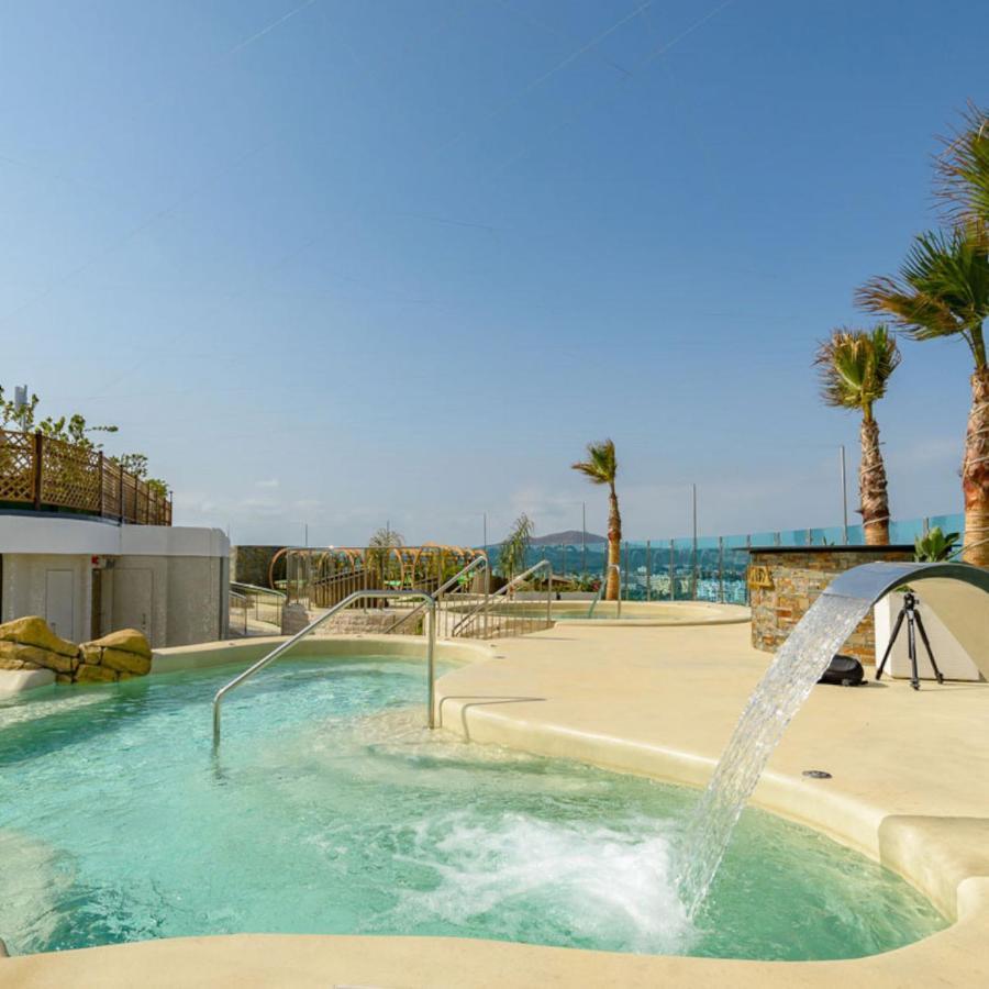 Ocean Spa Plaza Resort Apartment Гибралтар Екстериор снимка