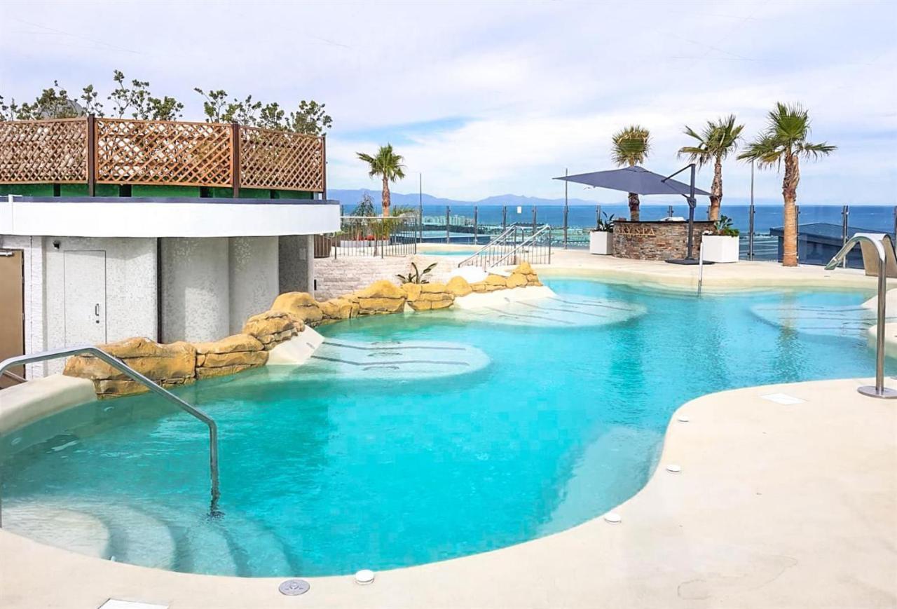 Ocean Spa Plaza Resort Apartment Гибралтар Екстериор снимка